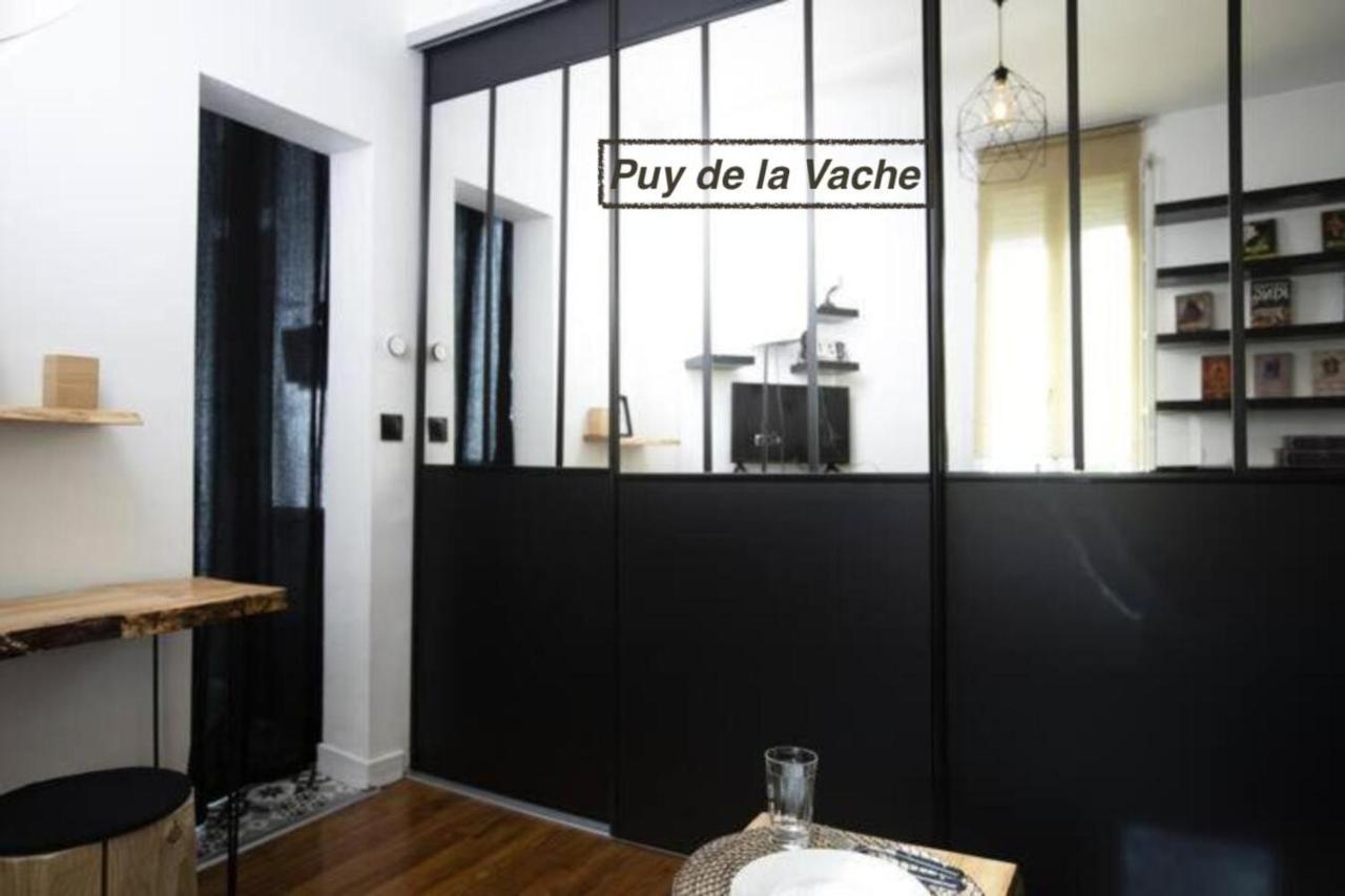 Chaine Des Puys Avec Garages Attenants *